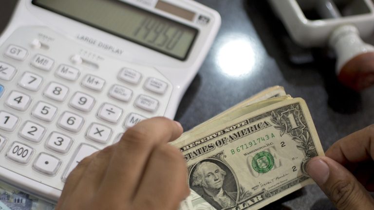 Remesas crecieron por sexto mes consecutivo y siguen sosteniendo a la economía de México