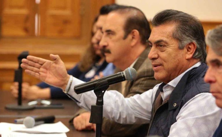 Nuevo León decide no esperar más al Gobierno Federal y va en busca de sus propias vacunas