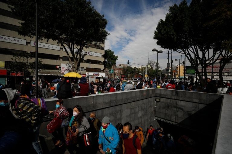 Estrategia negligente del gobierno juega con la salud del personal médico y la gente: PAN