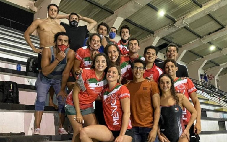 Sin ayuda de la Conade ni FMN, Selección de Natación paga de su bolsillo competencia en Brasil