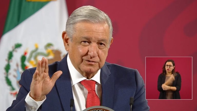 AMLO contradice a la OMS: Gatell y Alcocer dicen que cubrebocas no es necesario