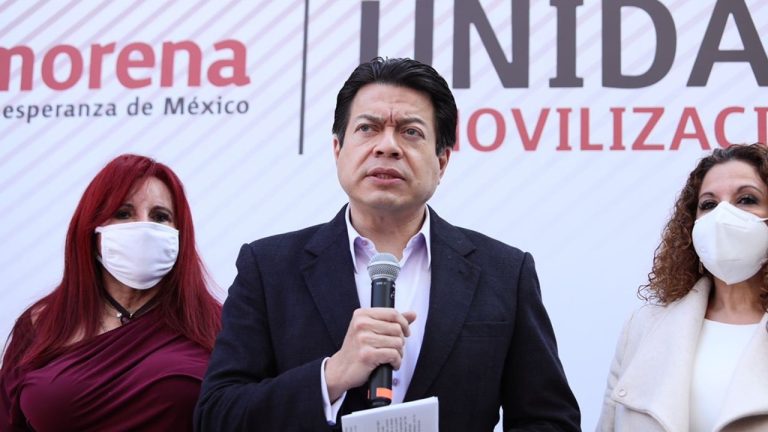 Mario Delgado recuerda que hay de dos en 2021: corrupción o un gobierno del pueblo