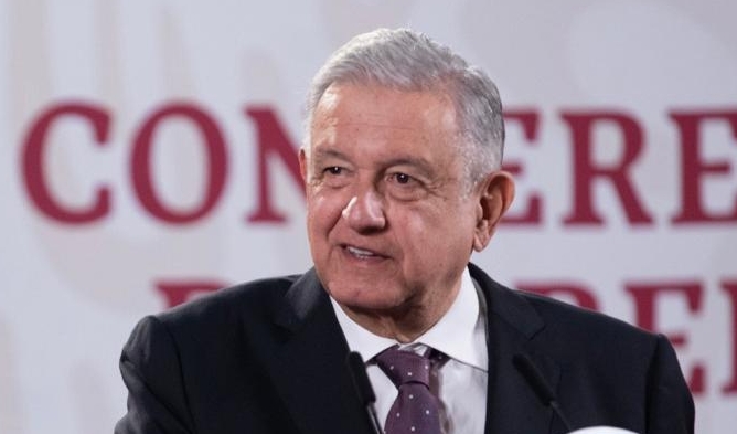 AMLO cancela gira por calles de CDMX “para no darle motivos a los conservadores y a la prensa fifí”