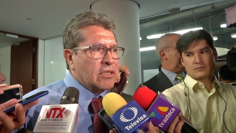 Monreal sugiere ayudar a restauranteros pidiendo comida para llevar