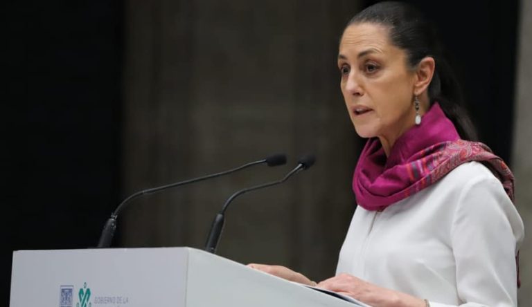 Sheinbaum exige que Gatell explique sus vacaciones: nosotros no podríamos tomarnos un descanso