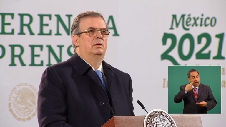 En el caso Cienfuegos se actuó con dignidad, asegura Ebrard y dice que si se investigó al general