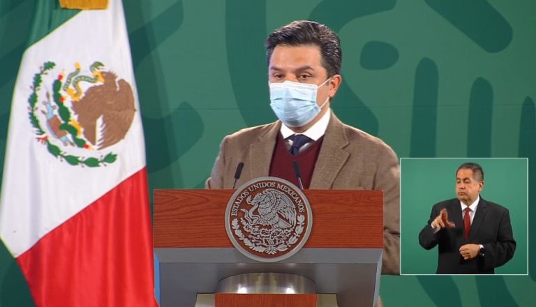 Presume Zoe Robledo que esquema de vacunación va ‘con buen avance’