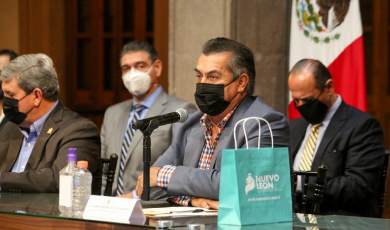 ‘Bronco’ arma equipo con empresarios para comprar juntos vacunas para Nuevo León