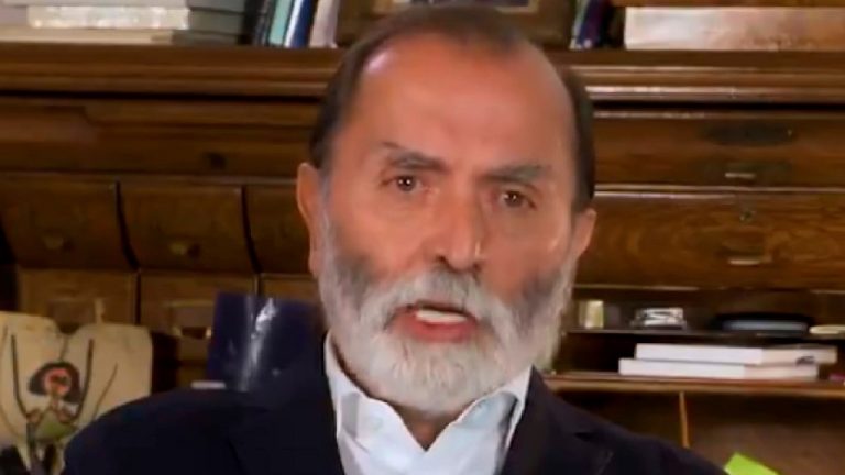 Epigmenio reveló que contagio de COVID-19 y que le ha puesto “una buena zarandeada”