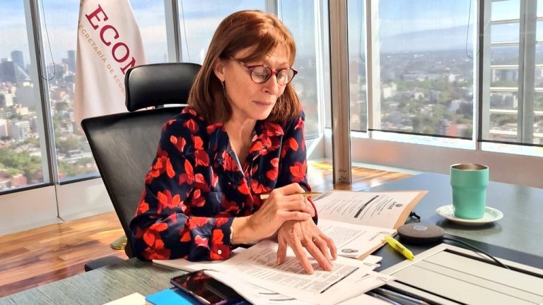 Presume Tatiana Clouthier que ya está defendiendo a México de EU en cuestión de exportaciones