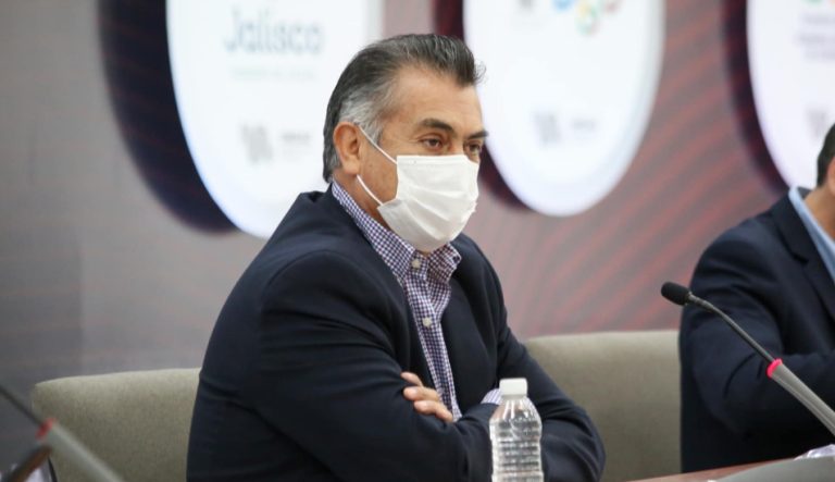 Nuevo León va por sus propias vacunas; secretario de Salud viajará a Rusia para conseguirlas