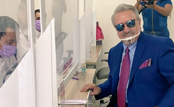 ‘Quico’ se registra como precandidato a la gubernatura de Querétaro