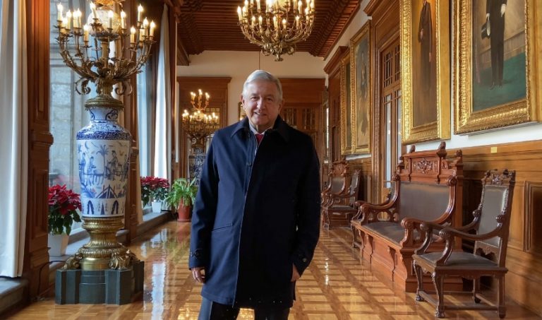Reaparece AMLO; “para que no haya rumores”, dice y advierte que no ha dejado de trabajar estos días