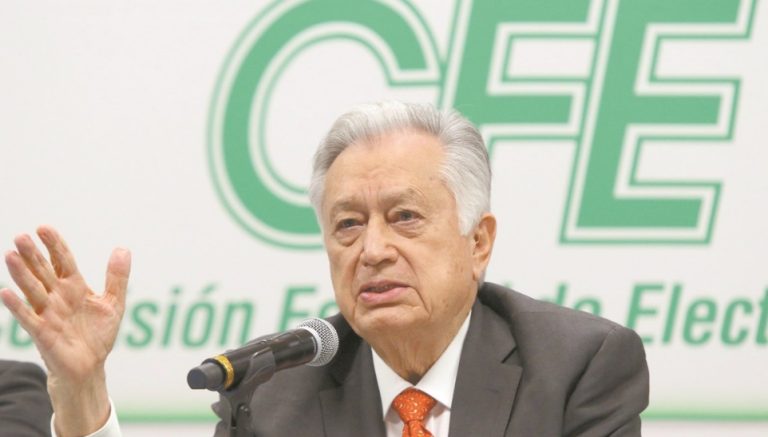 Bartlett culpa a las energías renovables de mega apagón en México