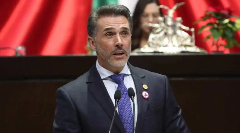 Dudaron de mi pero estoy haciendo grandes cosas en la política, me siento orgulloso: Mayer