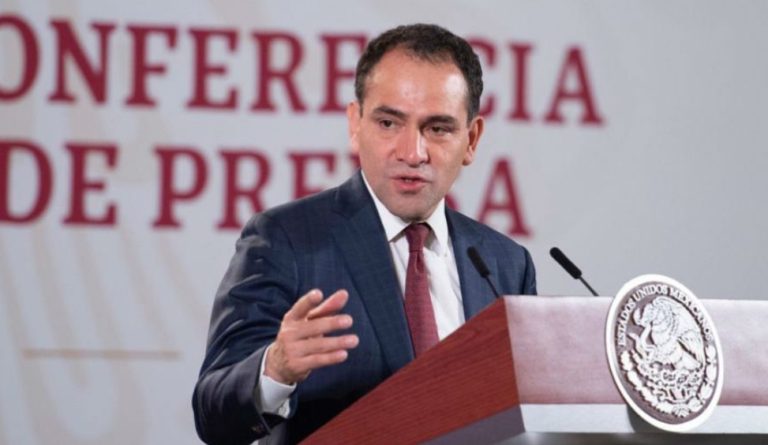 Recuperación económica dependerá de eficiencia en vacunación, advierte Hacienda