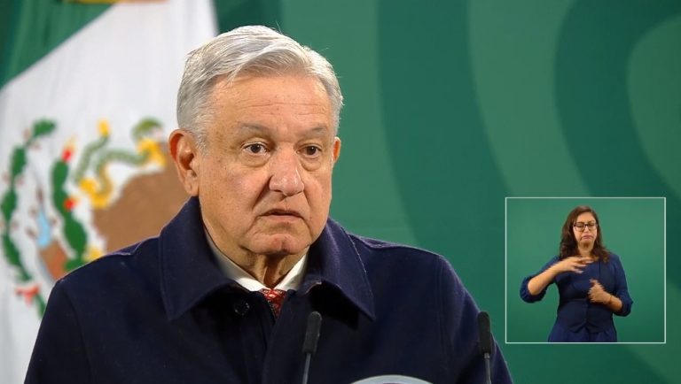 Hemos tenido que levantar el tiradero que nos dejaron en materia de salud, pero vino la pandemia: AMLO