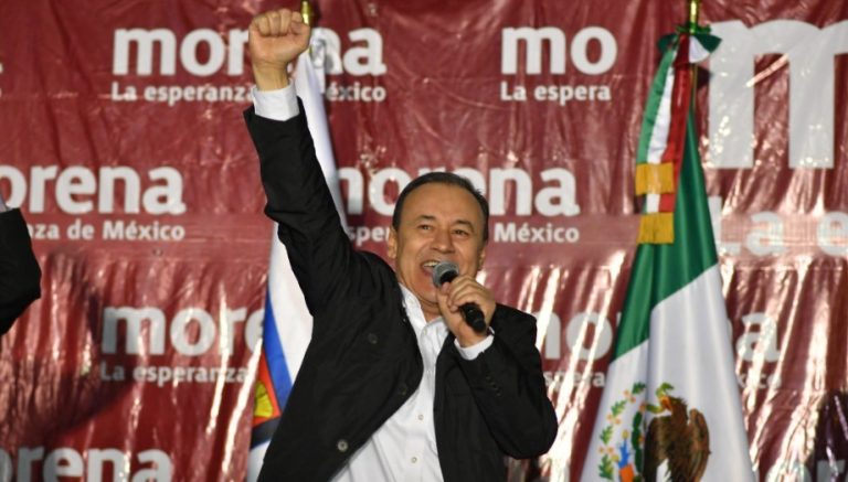 Durazo asume como candidato de Morena por gubernatura de Sonora; “no se me doblar”, advierte