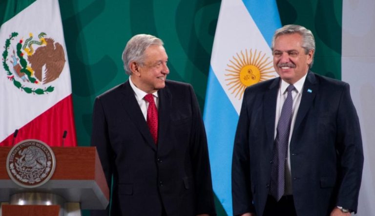 Alberto Fernández y AMLO se unen para cuestionar a la prensa; “terminen con la payasada”