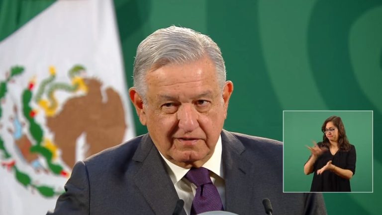 Feminismo no es por derechos de mujeres, sino para hacerle oposición al gobierno: AMLO