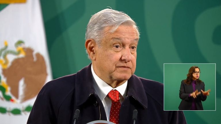 AMLO culpa al mal tiempo por la tardanza en entrega de vacunas