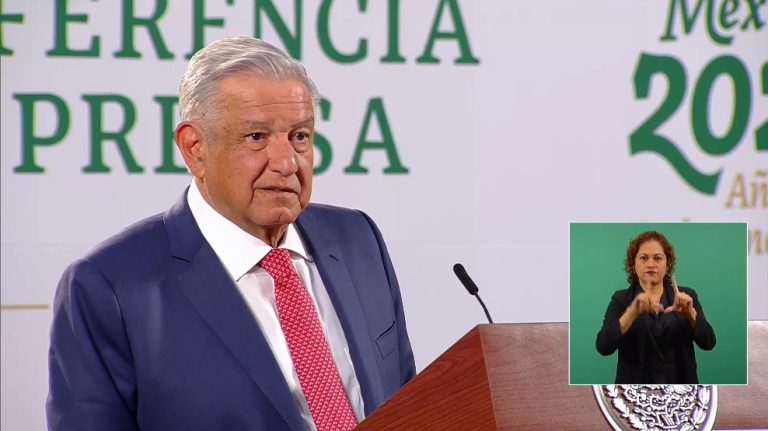 Algunos no quieren dejar de robar y lo disfrazan con el tema de energías limpias: AMLO