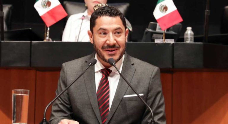 El presidente es pionero en paridad entre hombres y mujeres en los órganos del Estado: Batres