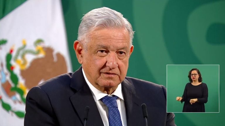 Se vacunará a migrantes si hay suficientes vacunas: AMLO