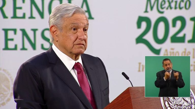 Pensábamos dejar el muro con los nombres de las víctimas de feminicidios pero lo destruyeron: AMLO