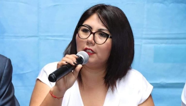 Genoveva Huerta pide prudencia y respeto por las normas estatutarias a la militancia panista