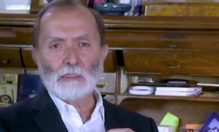 Los que viven de lanzar calumnias y mentiras hoy se dicen mártires de la libertad de expresión: Epigmenio sobre Latinus