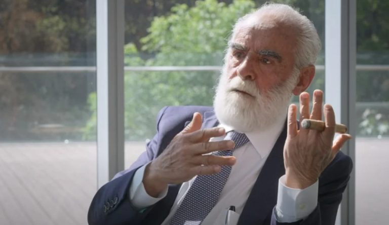 El presidente arrastra a sus mascotas, esos no son la esperanza de México: Diego Fernández