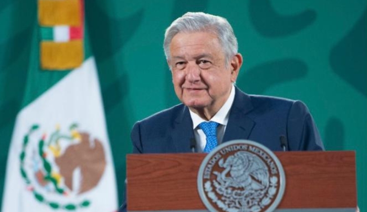 AMLO anuncia que se descubrió un campo petrolero “muy grande, grande, grande” en Tabasco