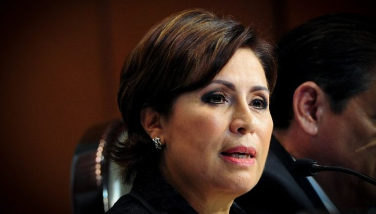 Rosario Robles se declara culpable, pero pide una pena reducida