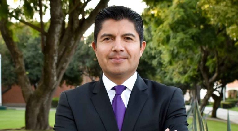 Sigue en pie candidatura de unidad de Lalo Rivera