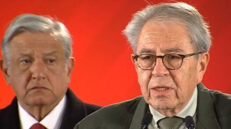 Asegura Alcocer que AMLO tiene una gran inmunidad a COVID porque la población se la “regaló” en sus giras
