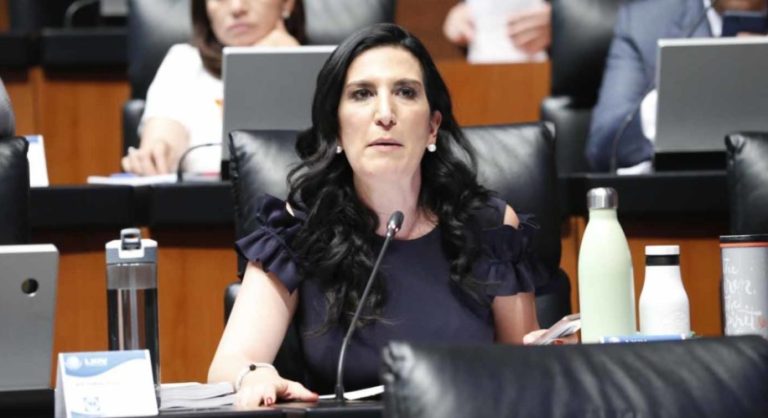 Tras supuesto error en vacunación, Kenia López asegura: “el error fue haber votado por Morena”