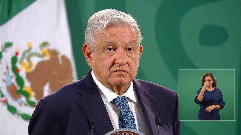 Ante fallo del INE, pide AMLO confiar en “quienes representan al pueblo, no a las instituciones”