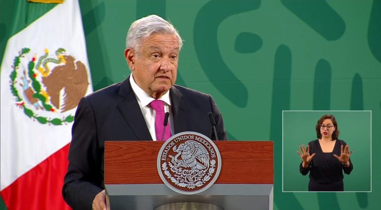 Pide AMLO a Salgado Macedonio luchar contra el fraude de forma pacifica