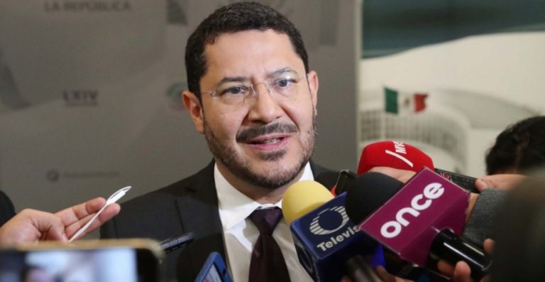 Sí una persona va ganando, el INE le quita sus derechos políticos: acusa Batres