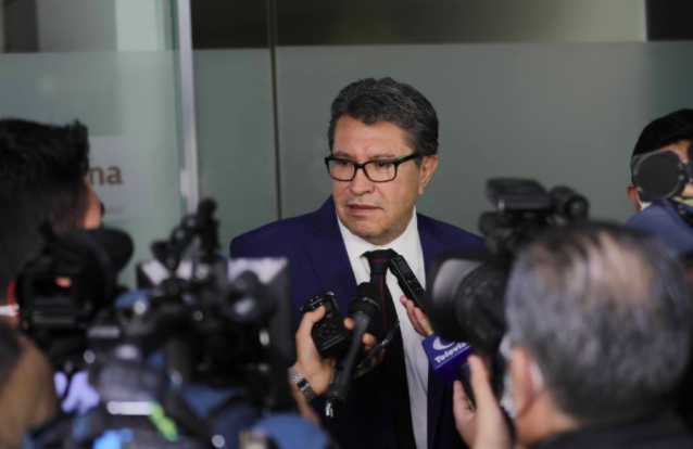Pide Monreal detener campaña de descalificación contra Zaldívar “no lo merece”
