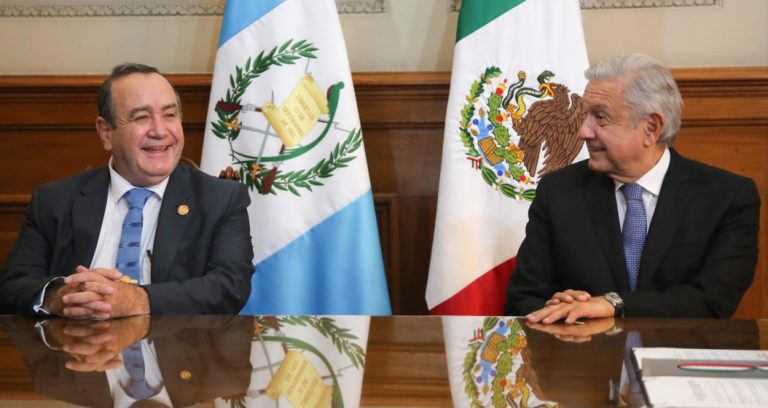 Anuncia AMLO que se replicarán programas sociales de México en Guatemala