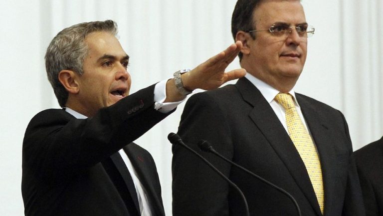 Morena defiende y ‘exculpa’ a Ebrard, y responsabiliza a Mancera por Línea 12