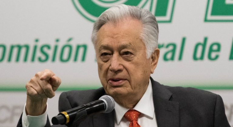 “CFE cuenta con prestigio a nivel mundial”, presume Manuel Bartlett