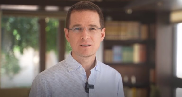 No votar el domingo es apoyar al tirano AMLO y darle más poder a Morena, advierte Ricardo Anaya