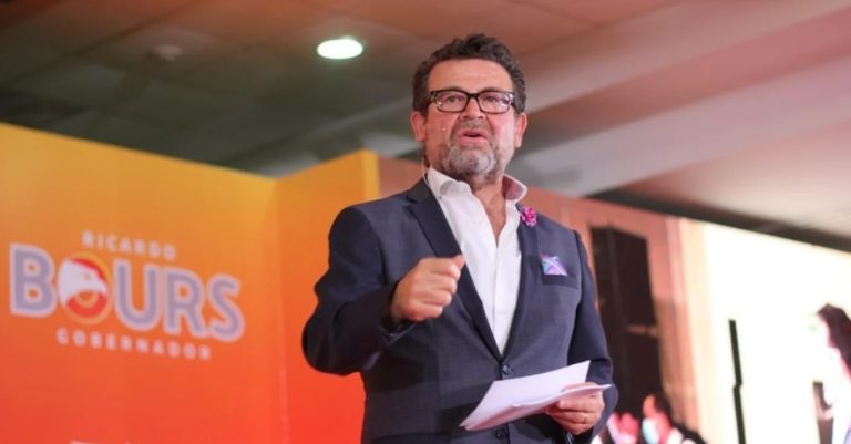 Ricardo Bours deja su candidatura de MC, y cierra filas con Gándara y Va por México en Sonora