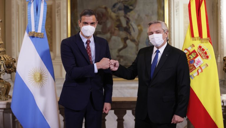 Mexicanos salieron de los indios, argentinos salimos de los europeos: Alberto Fernández