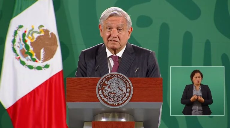 Por más que quieran magnificar la violencia, el país está en paz, hay gobernabilidad, dice AMLO