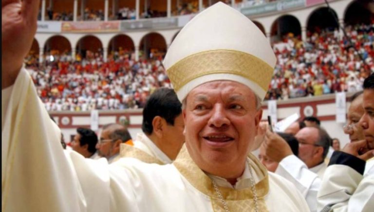 Jerarcas de la iglesia llaman a votar contra Morena por ser “un sistema comunista”