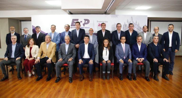 Eduardo Rivera, empresarios, académicos y líderes conforman la Comisión Permanente por Puebla